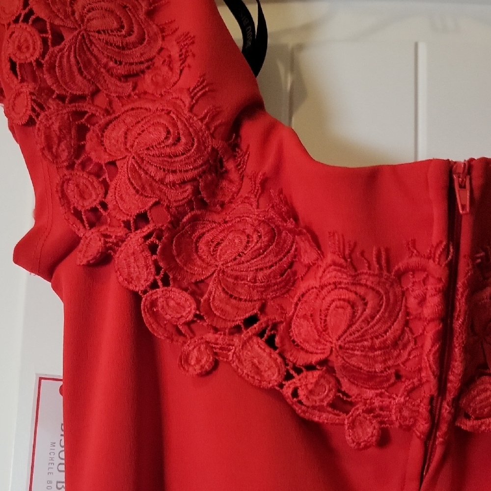 Bisou Bisou Scarlet Lace Accent Midi Dress - Picture 4 of 4